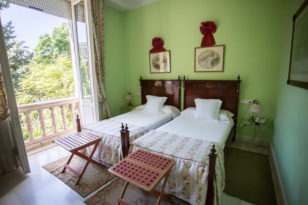 Hotel De La Palmera 4*