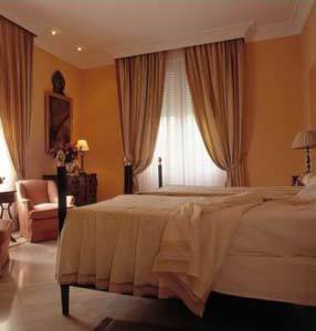 De La Palmera 4*